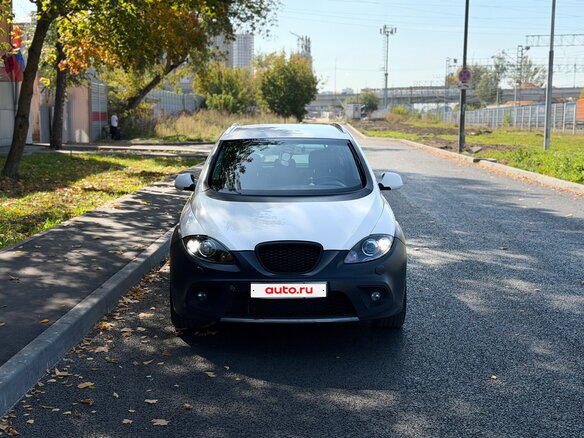 2011 SEAT Altea Freetrack I Рестайлинг, белый - вид 4