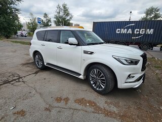 2018 Infiniti QX80 I Рестайлинг 2, белый, 4200000 рублей, вид 5