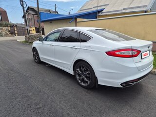 2015 Ford Mondeo V, белый, 1600000 рублей, вид 3