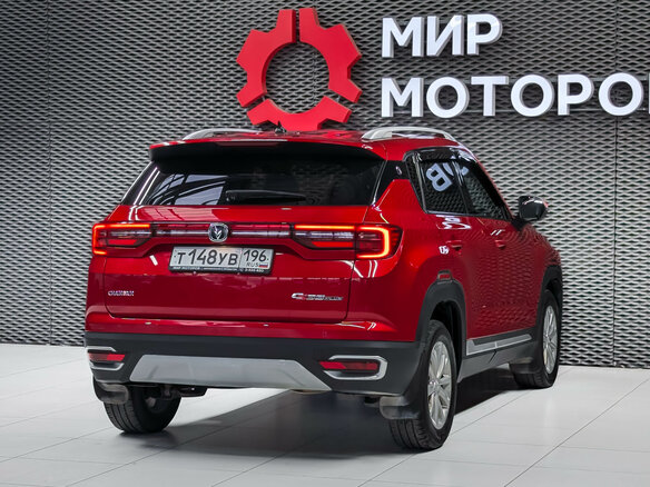 2019 Changan CS35 Plus I, красный, 1410000 рублей - вид 3