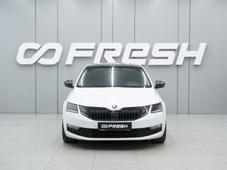 2017 Skoda Octavia III (A7) Рестайлинг, белый, 1650000 рублей, вид 3