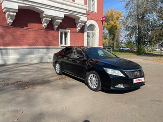 2014 Toyota Camry VII (XV50), чёрный, 1550000 рублей, вид 2