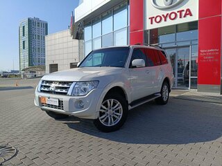 2014 Mitsubishi Pajero IV Рестайлинг 1, белый, 2429000 рублей, вид 1