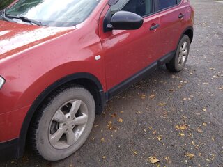 2008 Nissan Qashqai I, красный, 850000 рублей, вид 3