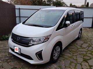 2016 Honda Stepwgn V, белый, 1920000 рублей, вид 2