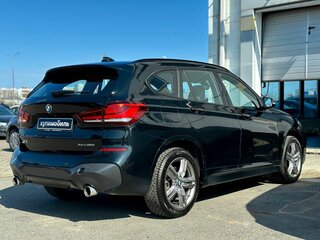 2021 BMW X1 20i xDrive II (F48) Рестайлинг, чёрный, 2260000 рублей, вид 4