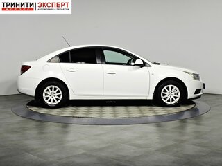 2012 Chevrolet Cruze I, белый, 737000 рублей, вид 4