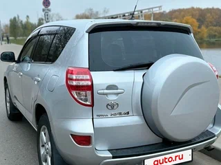 2010 Toyota RAV4 III (XA30) Рестайлинг, серебристый, 1040000 рублей, вид 3