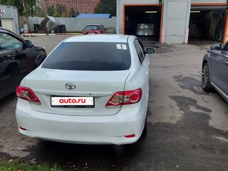 2010 Toyota Corolla X (E140, E150) Рестайлинг, белый, 785000 рублей, вид 3
