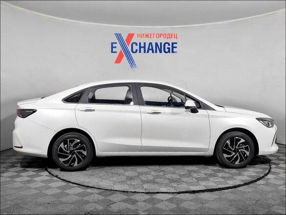 2025 BAIC U5 Plus, белый, 1890000 рублей - вид 3