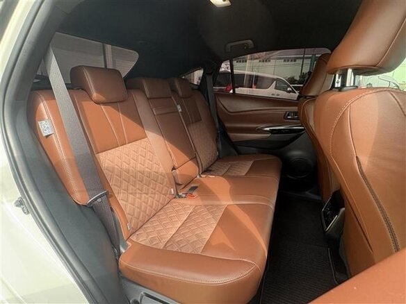 2019 Toyota Harrier III (XU60) Рестайлинг, белый, 2361203 рублей - вид 15