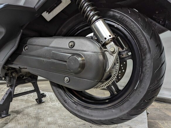 2013 Suzuki Burgman (SkyWave) 650, серебристый, 639000 рублей - вид 17