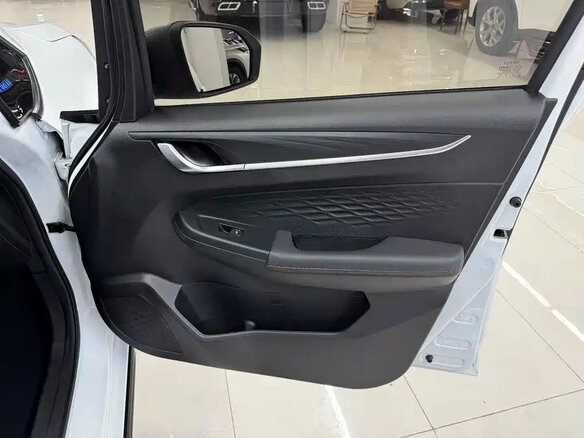 2023 Geely Vision X3 Pro, белый, 1180000 рублей - вид 19