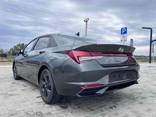2022 Hyundai Avante VII, серый, 2210000 рублей, вид 5