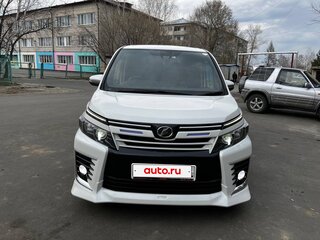 2016 Toyota Voxy III (R80), белый, 2100000 рублей, вид 2