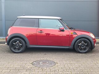 2008 Mini Hatch Cooper II (R56), красный, 799000 рублей, вид 3