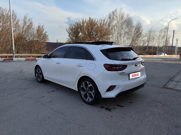 2020 Kia Ceed III, белый, 1680000 рублей - вид 5