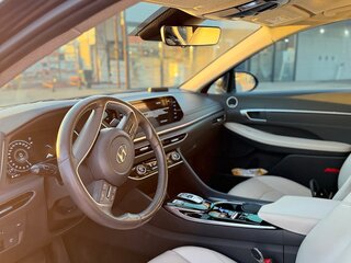 2022 Hyundai Sonata VIII (DN8), чёрный, 2700000 рублей, вид 4