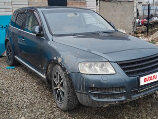 2005 Volkswagen Touareg I, серый, 450000 рублей, вид 2