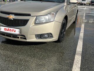 2012 Chevrolet Cruze I, бежевый, 470000 рублей, вид 3