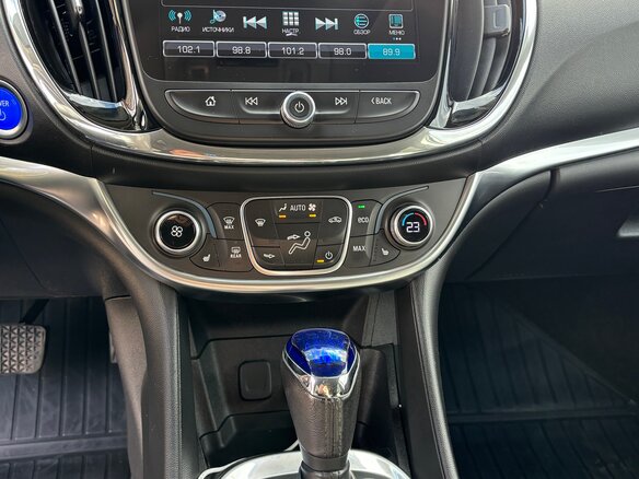 2018 Chevrolet Volt II, серый, 1650000 рублей - вид 9