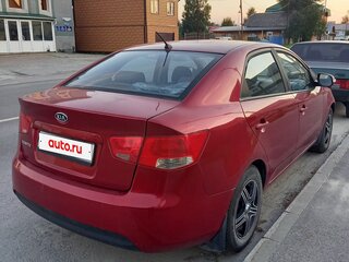 2009 Kia Cerato 4-speed II, красный, 850000 рублей, вид 2