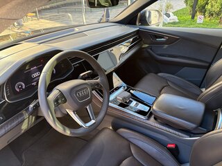 2020 Audi Q8 45 TDI I (4M), чёрный, 8450000 рублей, вид 5