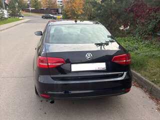 2015 Volkswagen Jetta VI Рестайлинг, чёрный, 990000 рублей, вид 3