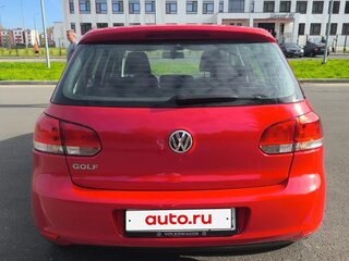 2012 Volkswagen Golf VI, красный, 900000 рублей, вид 4