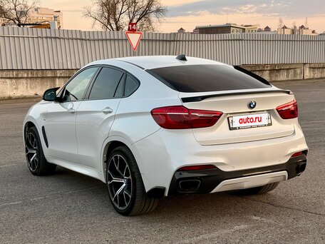 2018 BMW X6 40d II (F16), белый, 3450000 рублей, вид 3