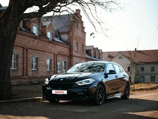 2021 BMW 1 серии 116d III (F40), чёрный, 2300000 рублей, вид 1