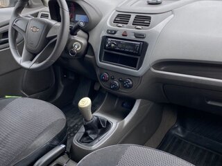 2013 Chevrolet Cobalt II, золотистый, 500000 рублей, вид 5