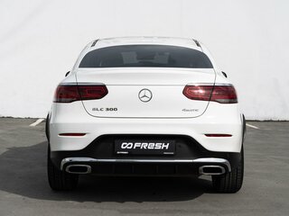 2020 Mercedes-Benz GLC Coupe 300 I (C253) Рестайлинг, белый, 5450000 рублей, вид 4