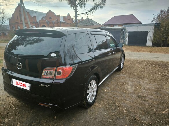 2006 Mazda MPV III (LY), красный, 700000 рублей - вид 3