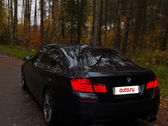 2011 BMW 5 серии 520d VI (F10/F11/F07), серый, 1820000 рублей - вид 5