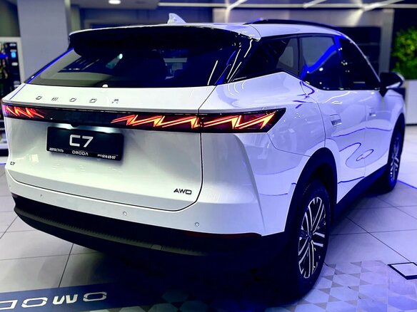 2026 Omoda C7, белый, 3464010 рублей - вид 9