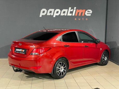 2014 Hyundai Solaris I Рестайлинг, красный, 1039000 рублей, вид 3