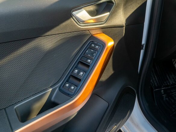 2026 Lada (ВАЗ) Iskra SW Cross, белый, 1740000 рублей - вид 25