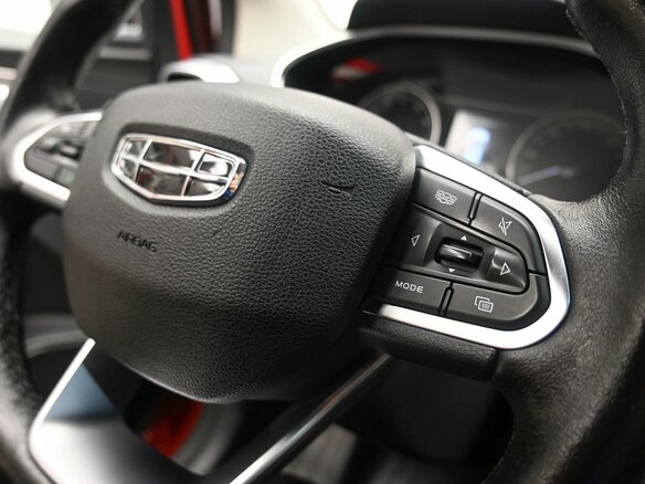 2020 Geely Coolray I, красный, 1430000 рублей - вид 16