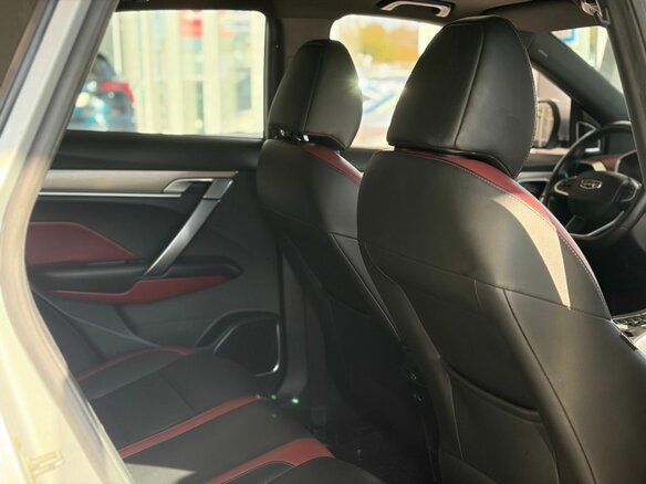 2022 Geely Coolray I, серебристый, 1249000 рублей - вид 7