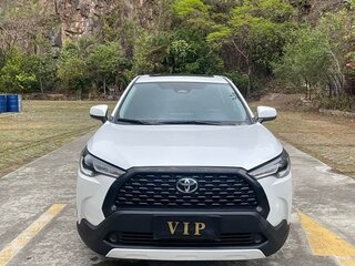 2023 Toyota Corolla Cross I, белый, 1790000 рублей, вид 3