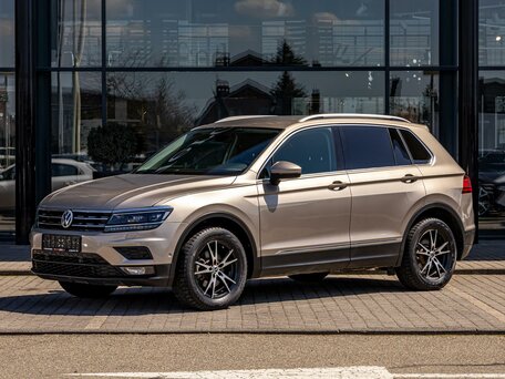 2019 Volkswagen Tiguan II, бежевый, 2015000 рублей, вид 1