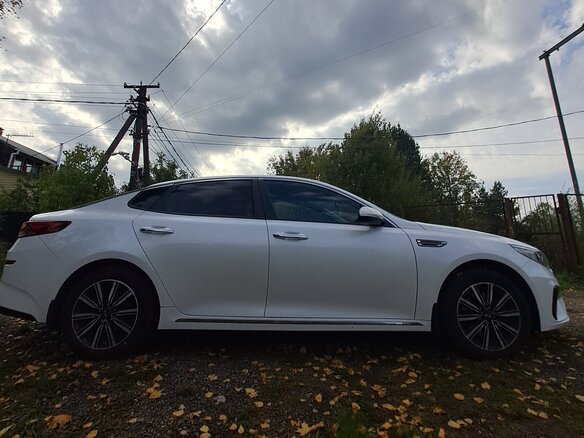 2018 Kia Optima IV, белый, 2350000 рублей - вид 3
