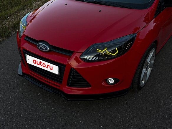 2013 Ford Focus III, красный, 975000 рублей - вид 20