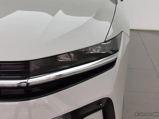 2025 Volkswagen Magotan B9, белый, 3850548 рублей, вид 5