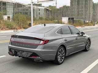 2023 Hyundai Sonata VIII (DN8), серый, 2270000 рублей, вид 4
