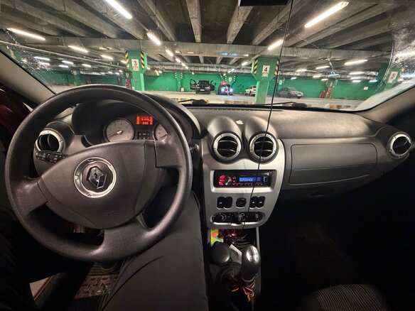 2014 Renault Sandero I, красный - вид 7