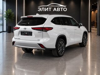 2026 Toyota Highlander IV (XU70), белый, 5350000 рублей, вид 4