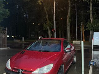 2002 Peugeot 206, красный, 600000 рублей, вид 1