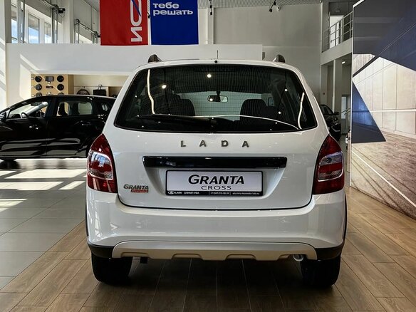 2026 Lada (ВАЗ) Granta Cross I Рестайлинг, белый - вид 4